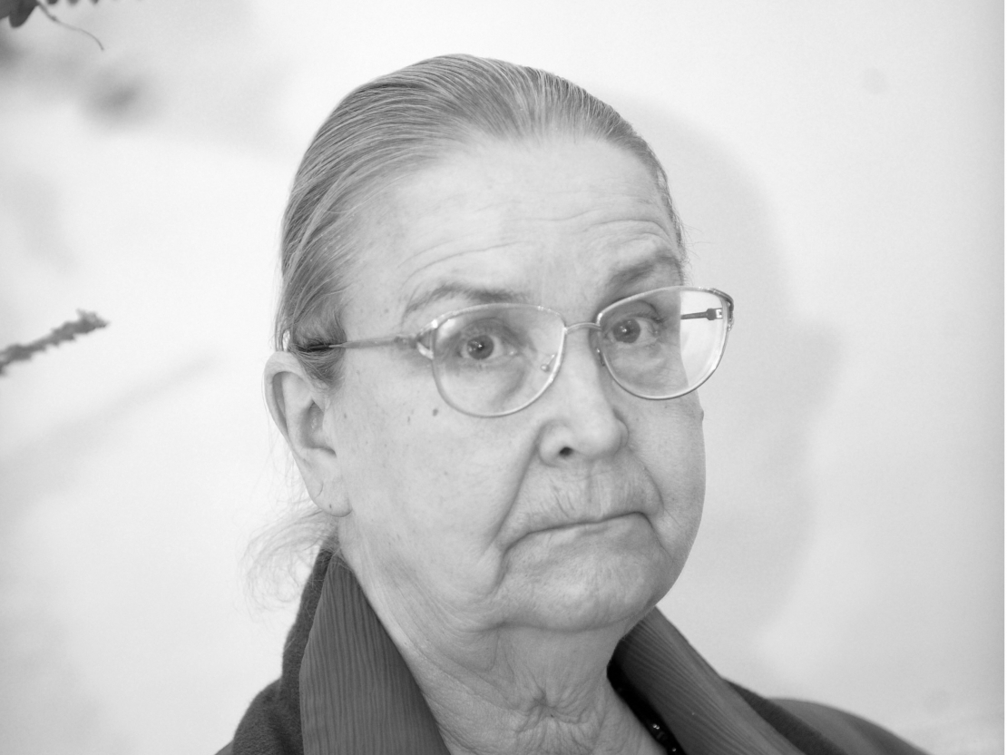 Mākslas zinātniece Ruta Čaupova piedalās preses konferencē, kurā informē par diskusiju ciklu "Latvijas brīvības un neatkarības 20 gadi (1991-2010)".