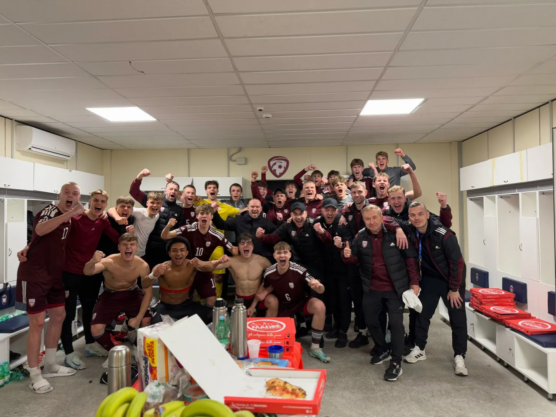 Latvijas U-19 futbolisti EČ kvalifikācijas elites kārtas pirmajā mačā spēlē neizšķirti ar Itāliju.