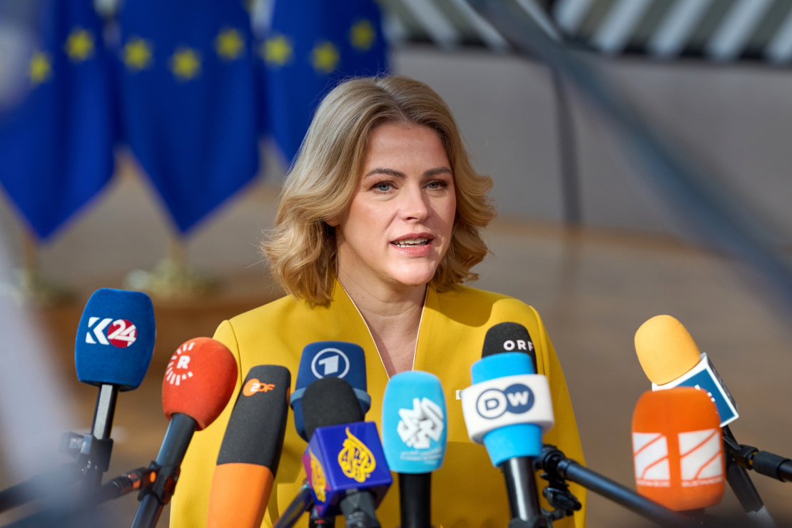 Evika Siliņa Briselē.