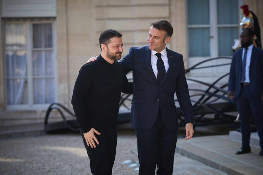 Volodimirs Zelenskis. un Emanuels Makrons.