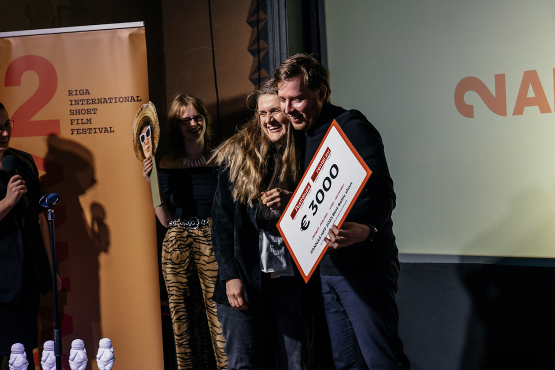 Apbalvotas īsfilmu festivāla 2ANNAS filmas.