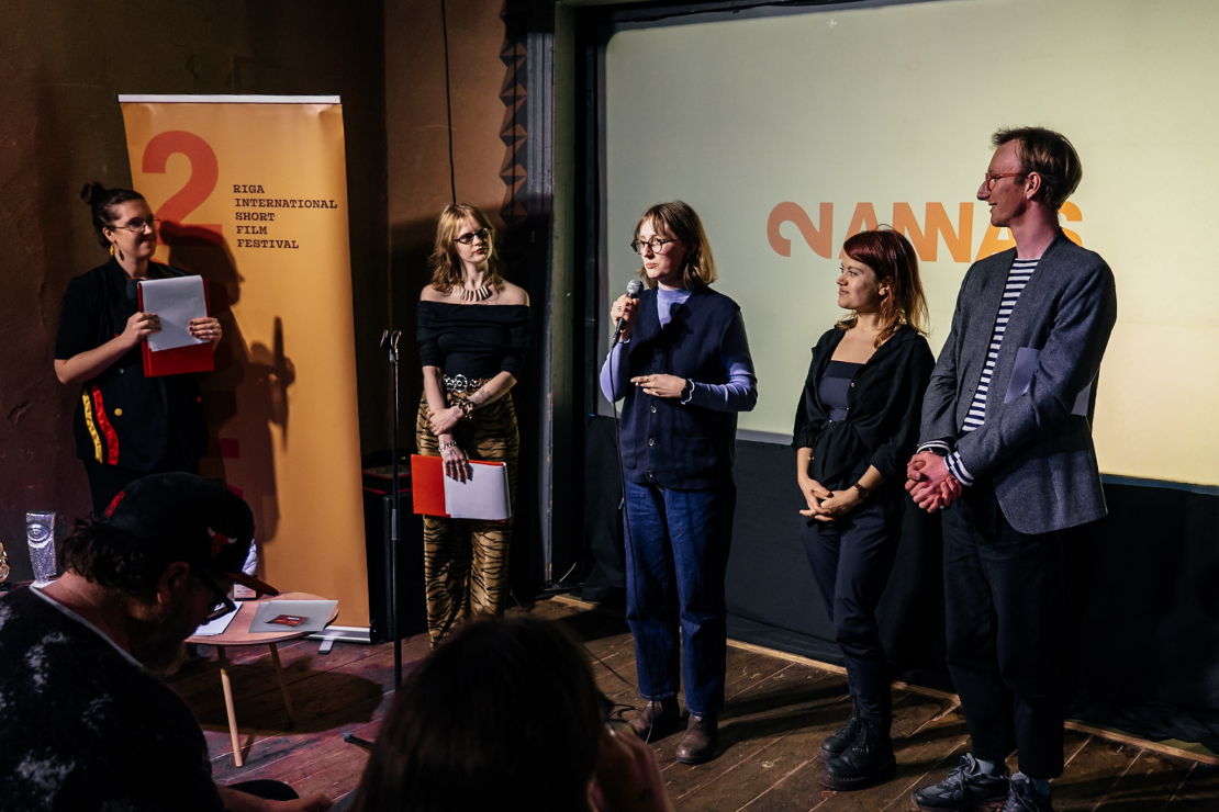 Apbalvotas īsfilmu festivāla 2ANNAS filmas.