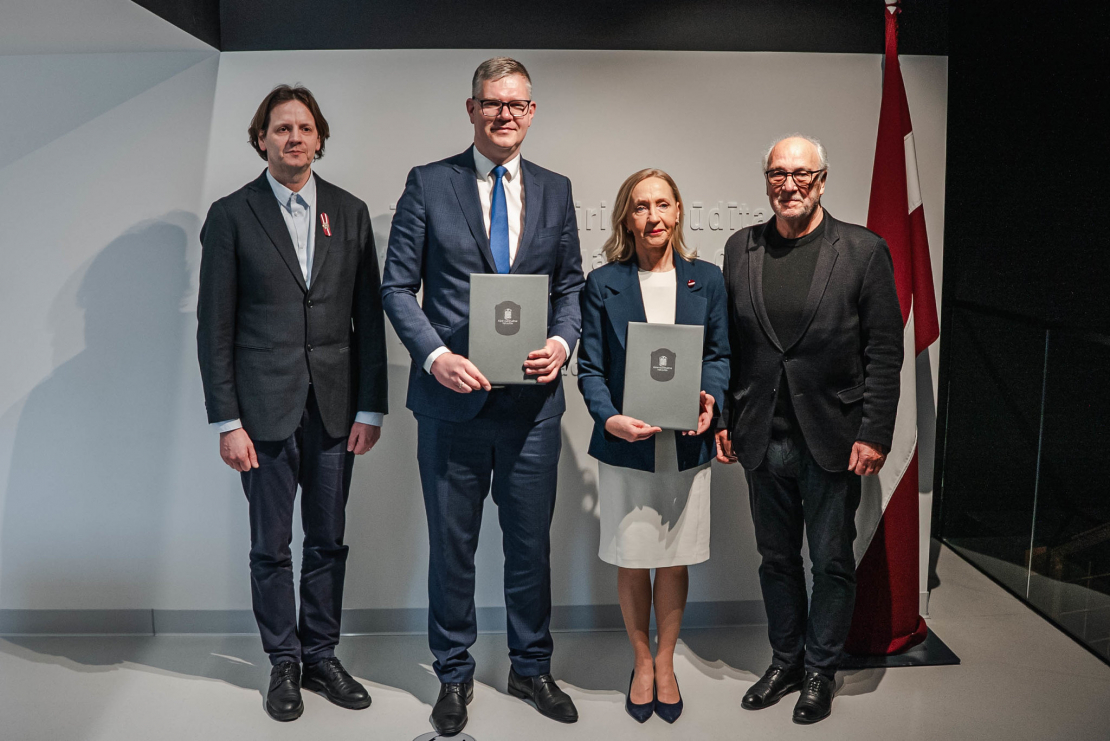 Rīgas dome un Latvijas Okupācijas muzejs šodien parakstīja sadarbības memorandu par pieminekļa "Svešo varai spītējot" izveidi, kas būs veltīts nacionālās pretošanās kustībai padomju okupācijas laikā.
