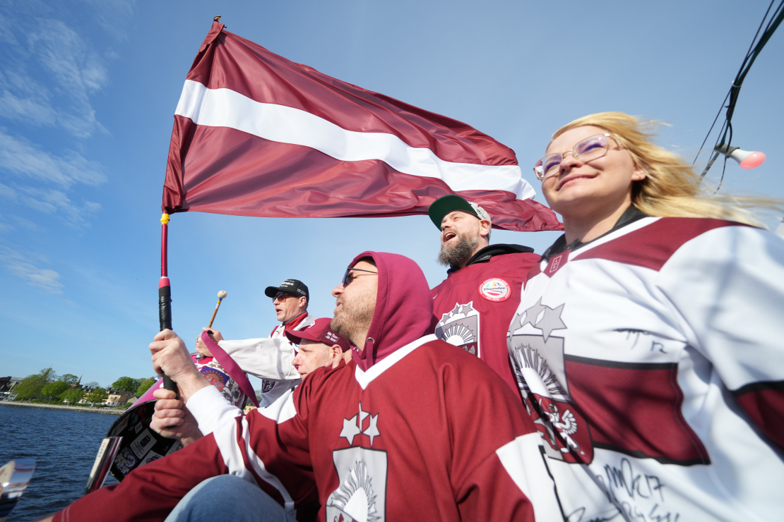Latvijas hokeja līdzjutēji.