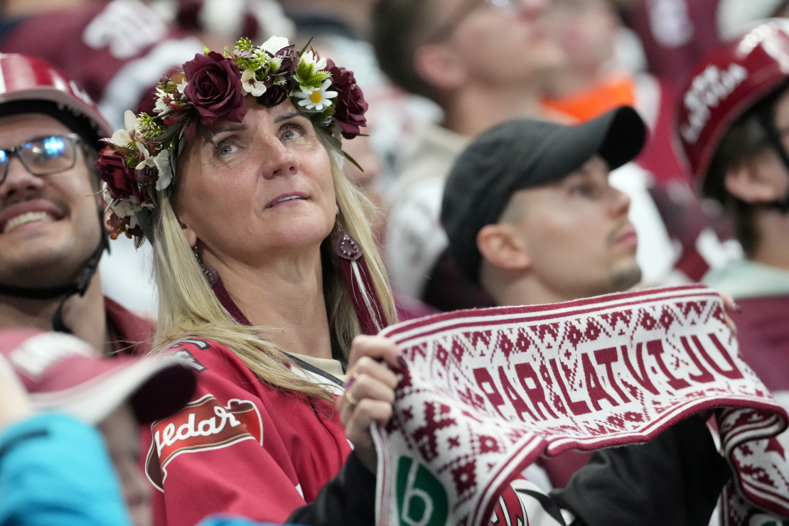 Latvijas hokeja līdzjutēji.