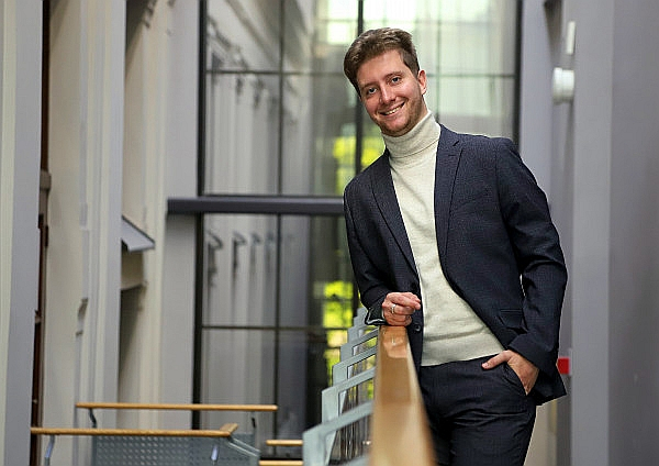 Daniils Pogoriless: "Vēlos sniegt baudu latviešu klausītājiem, bet svarīgākais, lai katrs uznāciens būtu kā pakāpiens profesionālajā attīstībā ar pozitīvu adrenalīna devu."