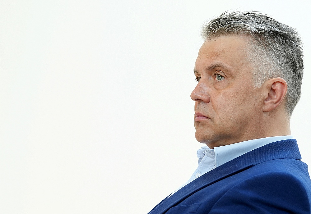 Juris Jansons ir Latvijas Republikas tiesībsargs kopš 2011. gada. Viņa pašreizējo pilnvaru termiņš ir no 2021. gada 18. marta līdz 2026. gada 18. martam. Juris Jansons ir arī Tiesībsarga biroja vadītājs. "Tiesībsargs ir Saeimas ievēlēta amatpersona, kura rūpējas par to, lai Latvijā tiktu ievērotas cilvēktiesības un lai valsts pārvalde un pašvaldības ievērotu labas pārvaldības principu. Tiesībsargs savā darbībā ir neatkarīgs un pakļaujas vienīgi likumam. Nevienam nav tiesību ietekmēt tiesībsargu viņa funkciju un uzdevumu pildīšanā," vēstīts vietnē "tiesibsargs.lv".