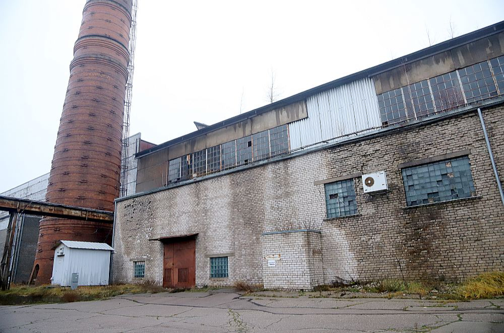 "Liepājas metalurga" adresē Brīvības ielā 93 reģistrētie SIA "Liepājas metalurgs" un SIA "Liepājas Steelworks", kur atrodas velmētava, turpina bezdarbību.