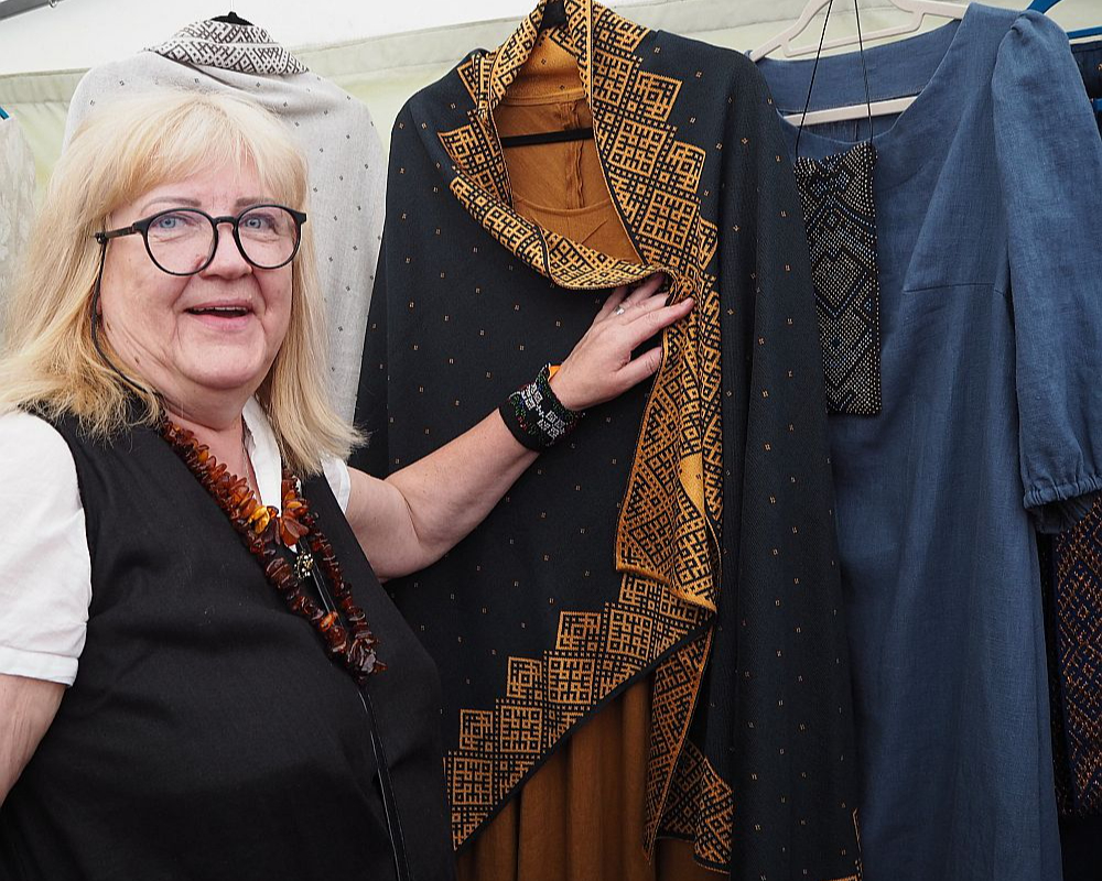 "Šis man ir tik tiešām sanācis," priecājās Sandra Paegle, zīmola "Sandras magic" īpašniece.