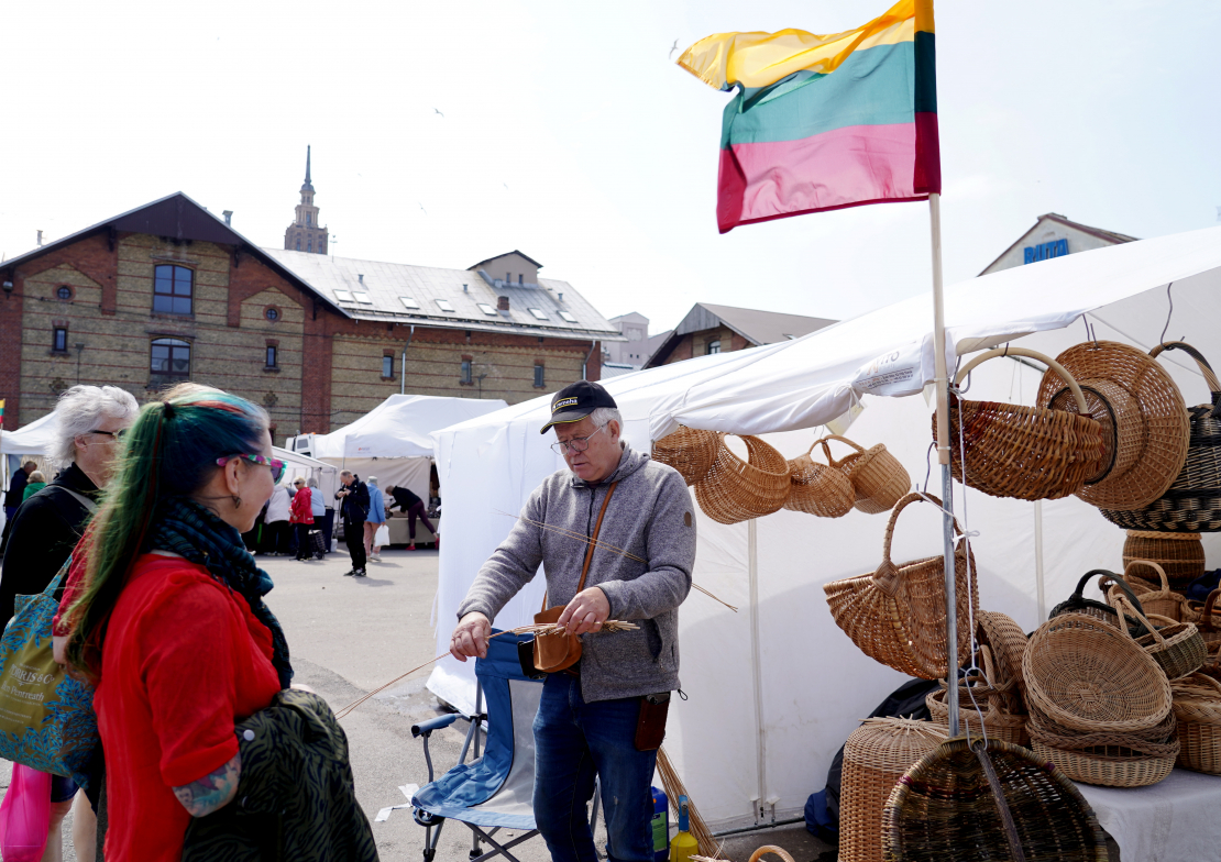 Lietuviešu amatniecības un kulinārijas tirgus Rīgas Centrāltirgū.