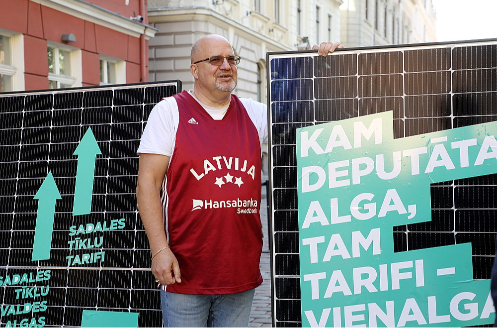 Vents Armands Krauklis uzskata, ka tagad viņam esot "īsta sapņu komanda". Jāpiebilst, ka tie vēlētāji, kas balsoja par Vidzemes partiju (kopā 1807 balsis), Kraukli īpaši atbalsta – viņam sarakstā bija pievilktas 1408 "par" atzīmes un tikai 41 "pret".