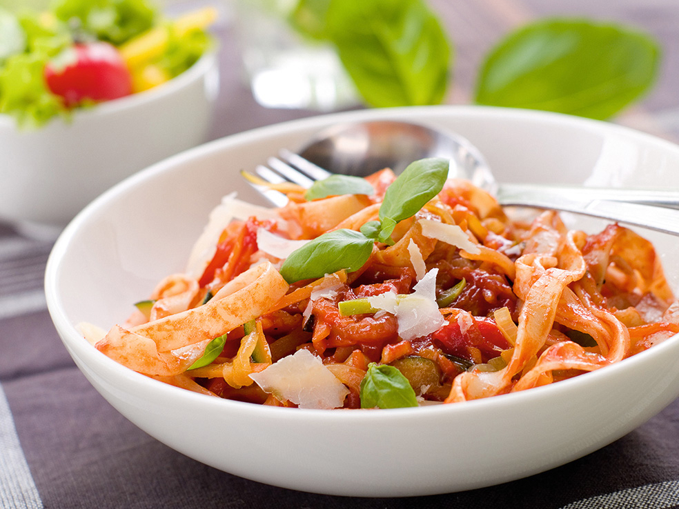Tagliatelle ar dārzeņiem.