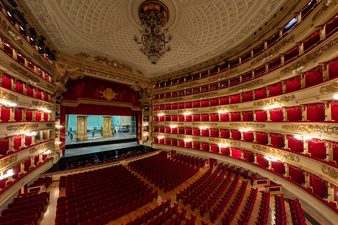 "La Scala".