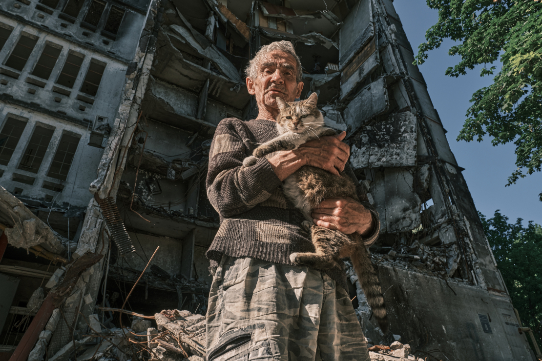Ukrainas iedzīvotāju dzīve ir izpostīta.