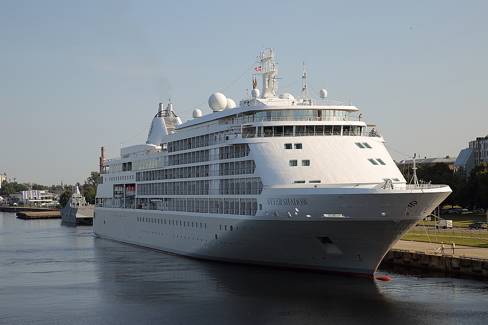 Kruīza kuģis "Silver Shadow" Rīgā.