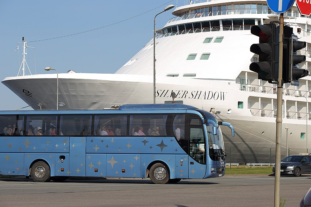 Kruīza kuģis "Silver Shadow" Rīgā.