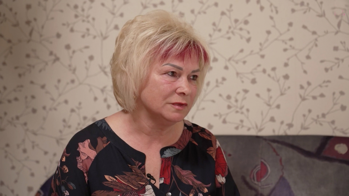 Samantas Tīnas mamma Ināra.