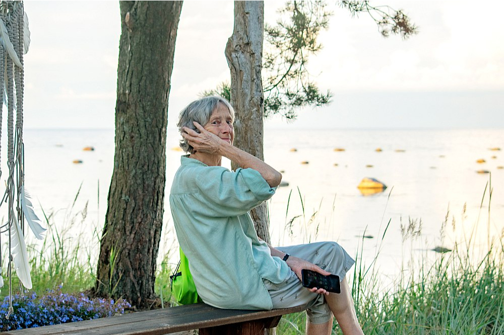 Anita Jansone-Zirnīte: "Man patīk viss, ko daru pie darbagalda, uzrakt puķu dobi un izmazgāt grīdu. Patīk izlasīt grāmatu un aiziet uz labu koncertu."
