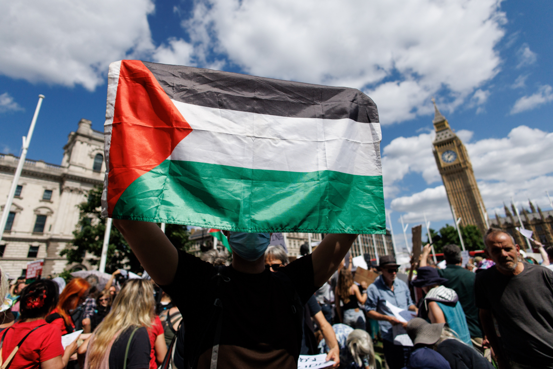 Policija sestdien aizturēja 532 cilvēkus, no kuriem 522 tika aizturēti par atbalsta paušanu "Palestine Action". 
