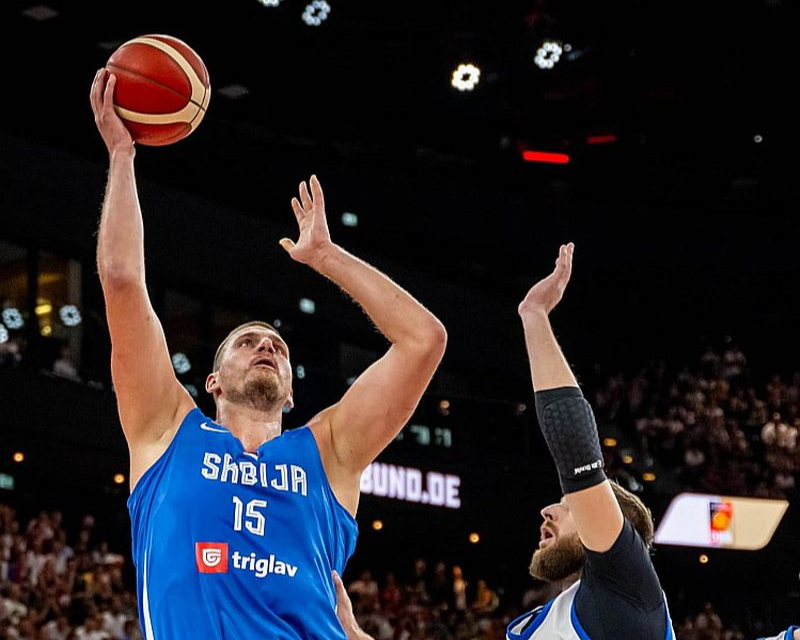 Serbs Nikola Jokičs ir spilgtākā basketbola zvaigzne, kuru sagaidām nākamnedēļ ierodamies uz Eiropas čempionātu Rīgā.