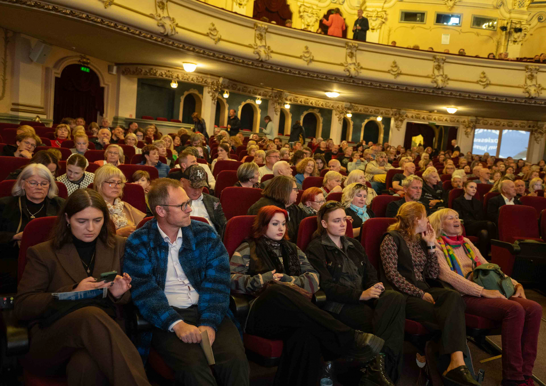 Dokumentālās filmas “Haralds Sīmanis. Dziesminieks un jumiķis” pirmizrādē.