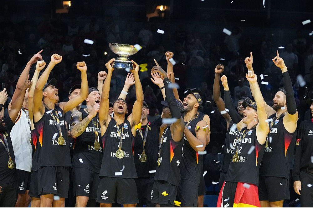 Vācijas basketbols pēdējos gados ir ļoti jaudīgs. 2022. gadā izcīnīta Eiropas bronza, 2023. – zelts Pasaules kausā, pērn ceturtā vieta olimpiskajās spēlēs, bet nupat Rīgā nosvinēts Eiropas čempionu tituls.