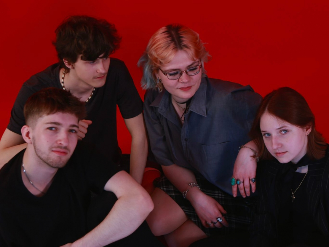 Jauniešu grupa “ERKA”.