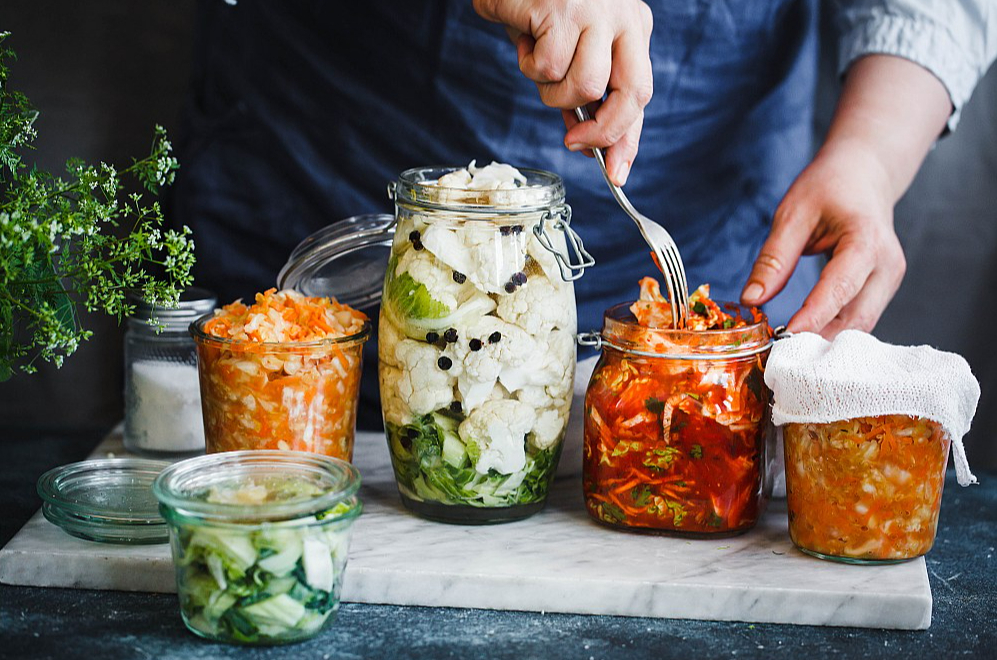 Fermentēti dārzeņi ir lielisks minerālvielu, vitamīnu un probiotisko baktēriju avots.