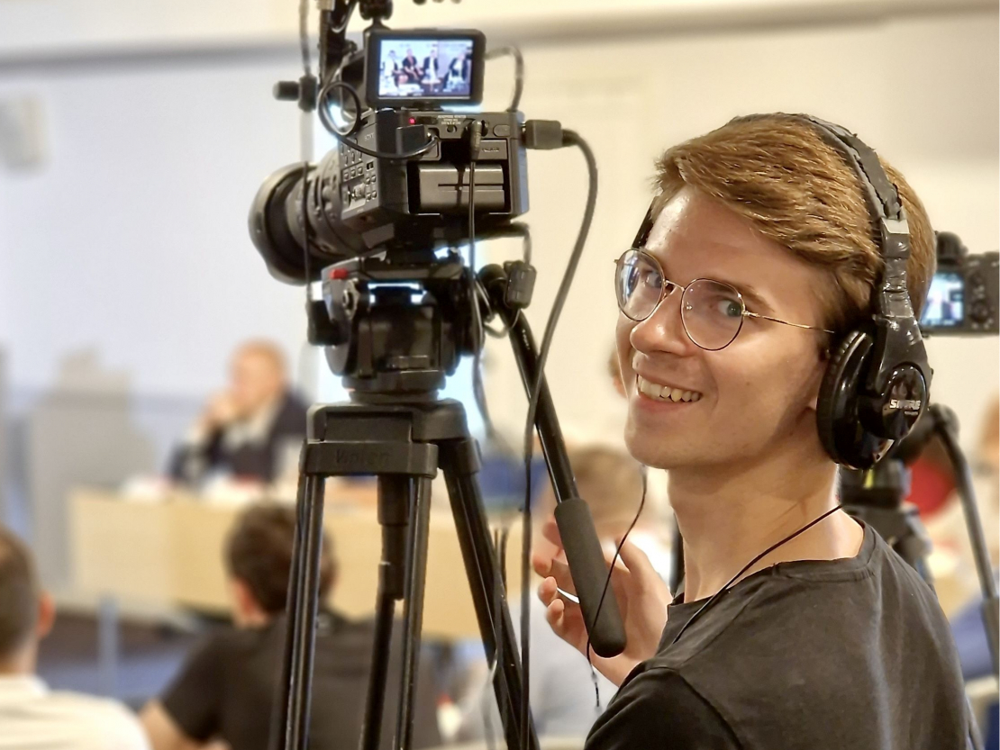 Aleksandra Protopoviča aizraušanās, fotogrāfija un videogrāfija, nu ir ne
tikai hobijs vien, bet arī darbs.