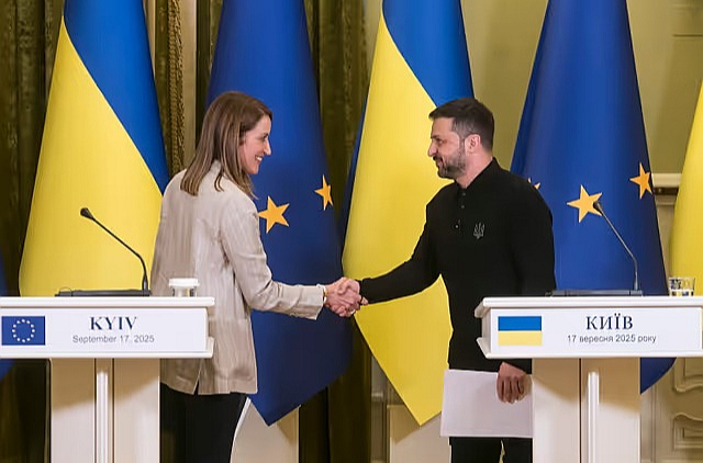 Eiropa turpinās vājināt Krievijas kara mašīnu ar saskaņotām un stingrām sankcijām, tiekoties ar Ukrainas prezidentu Volodimiru Zelenski, uzsvērusi Eiropas Parlamenta priekšsēdētāja Roberta Metsola.