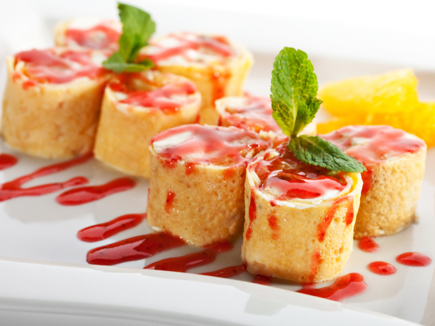 Pilngraudu auzu miltu pankūkas ar biezpienu.