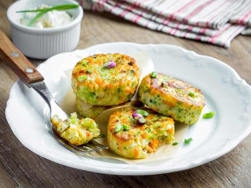 Brokoļu plācenīši.