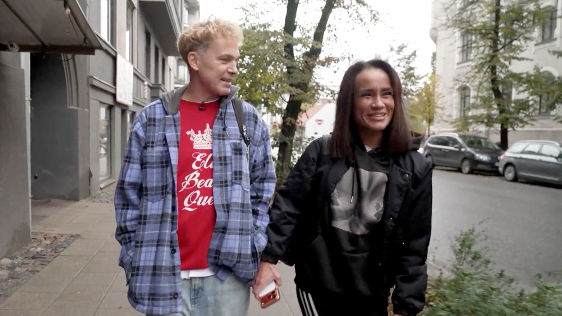 Mainots un Aleksanda Kurusova.