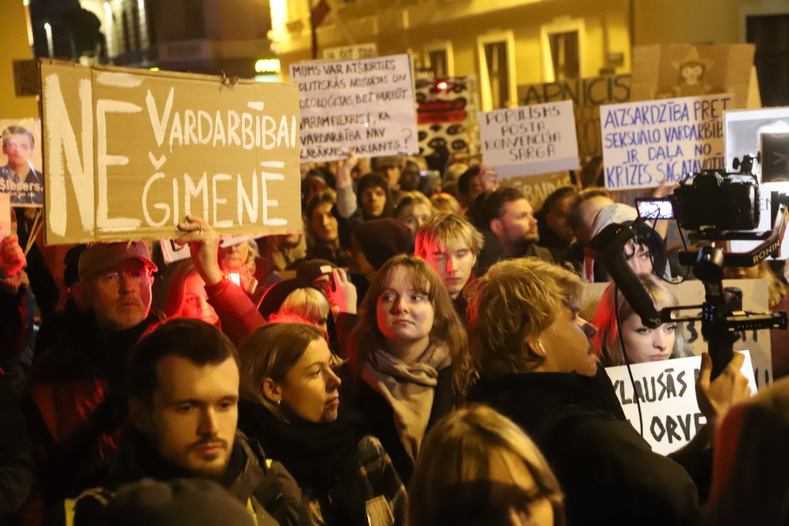 Protests pret izstāšanos no Stambulas konvencijas.