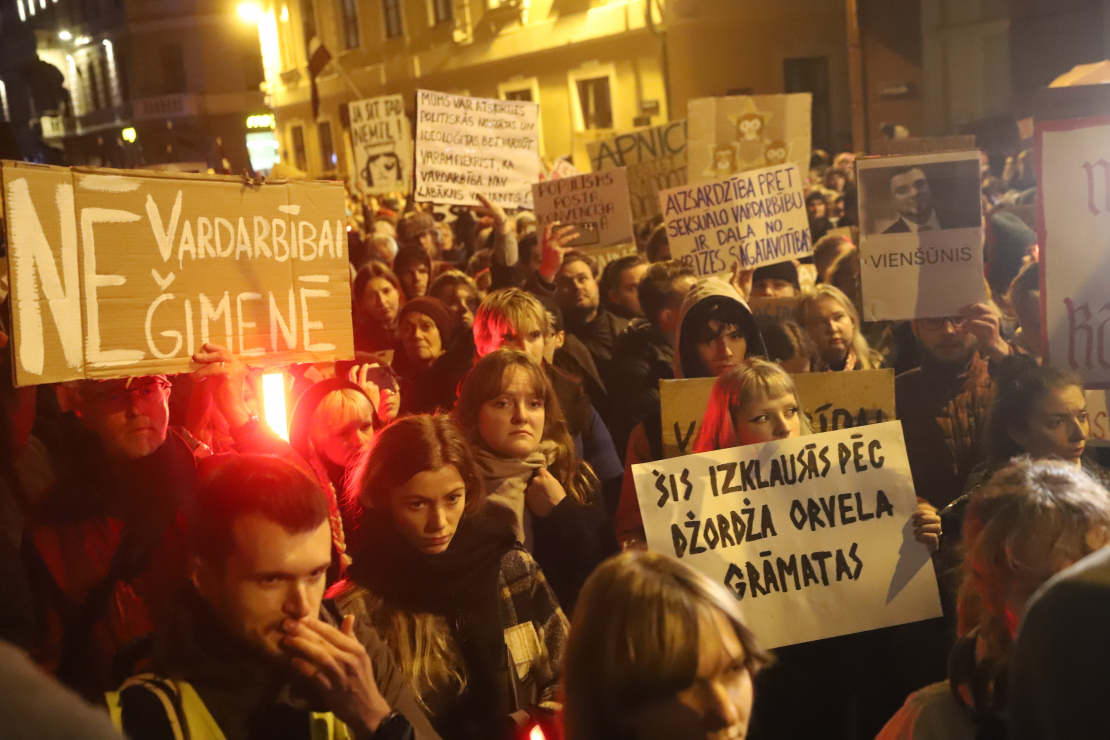 Protests pret izstāšanos no Stambulas konvencijas.