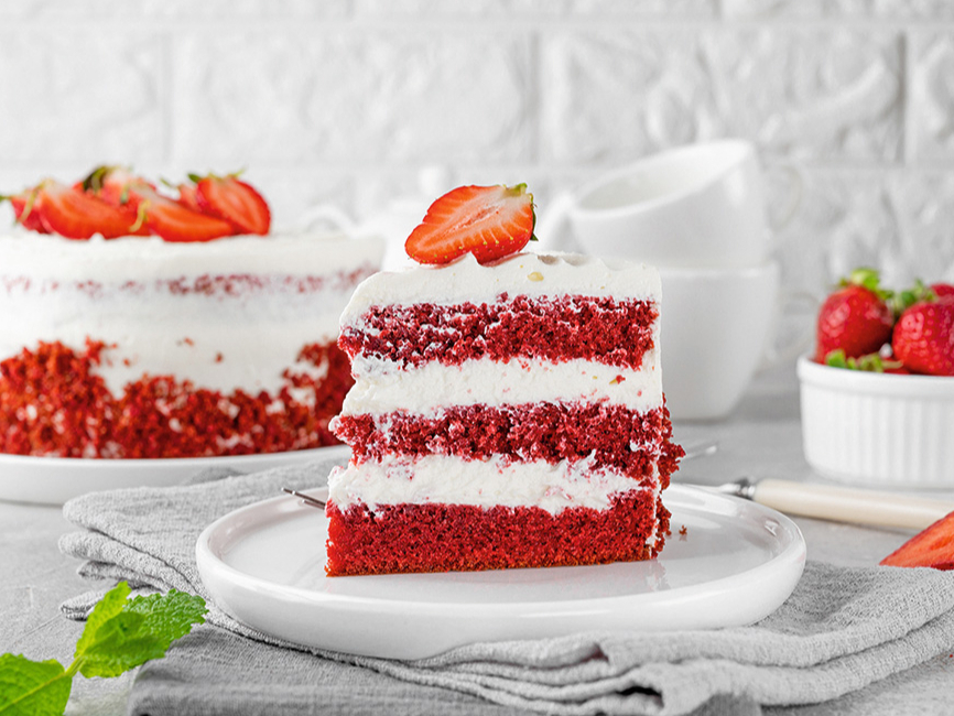 Sarkanā samta kūka.