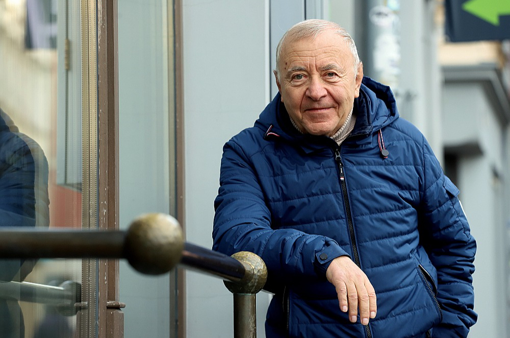 Jakovs Rafaļsons: "No visām manis saņemtajām balvām lielākā ir skatītāju mīlestība. Tāpēc, kad izeju uz skatuves, vienmēr apzinos, ka nav tiesību nolaisties zem man Dieva dāvātās meistarības un atdeves sliekšņa."