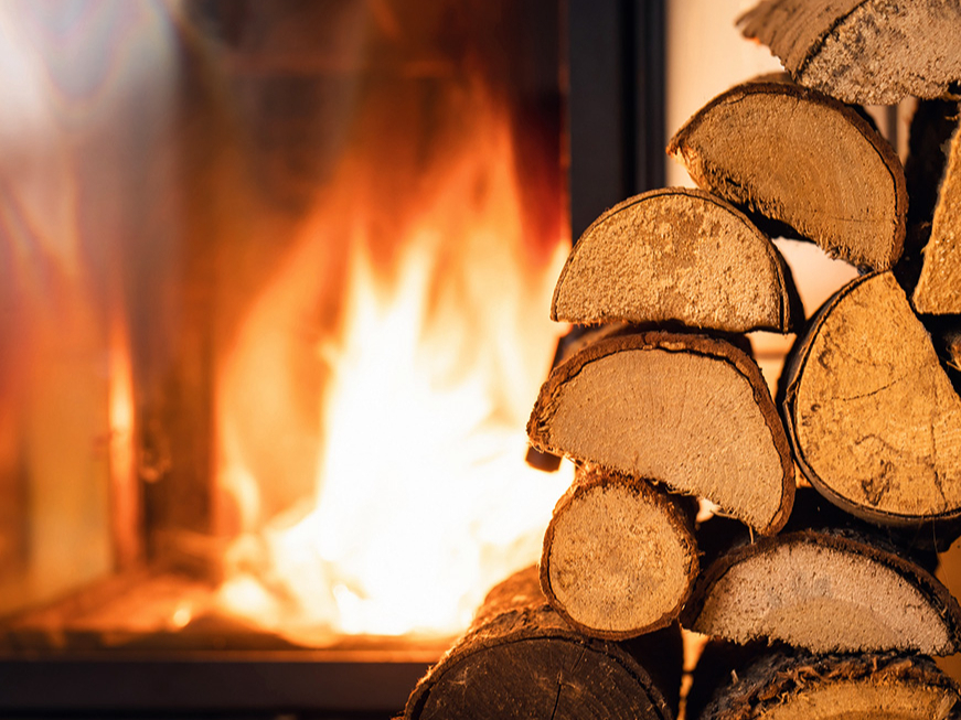 Kurināšanas laikā telpā jānodrošina svaiga gaisa pieplūde.