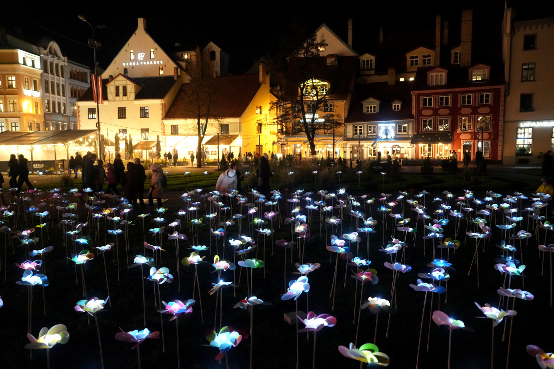 Gaismas festivāls "Staro Rīga 2025".