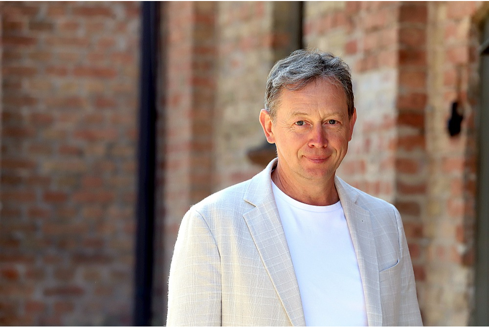 Guntars Ķirsis "Latvijas Koncertus" vadījis jau 20 gadus, tomēr nu ir spiests atkāpties, visticamāk, saistībā ar anonīmajā vēstulē pausto.