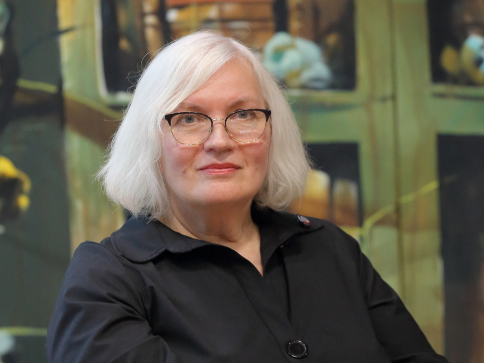 Jana Egle grāmatas "Diena ir izdevusies. Austra" atvēršanā.