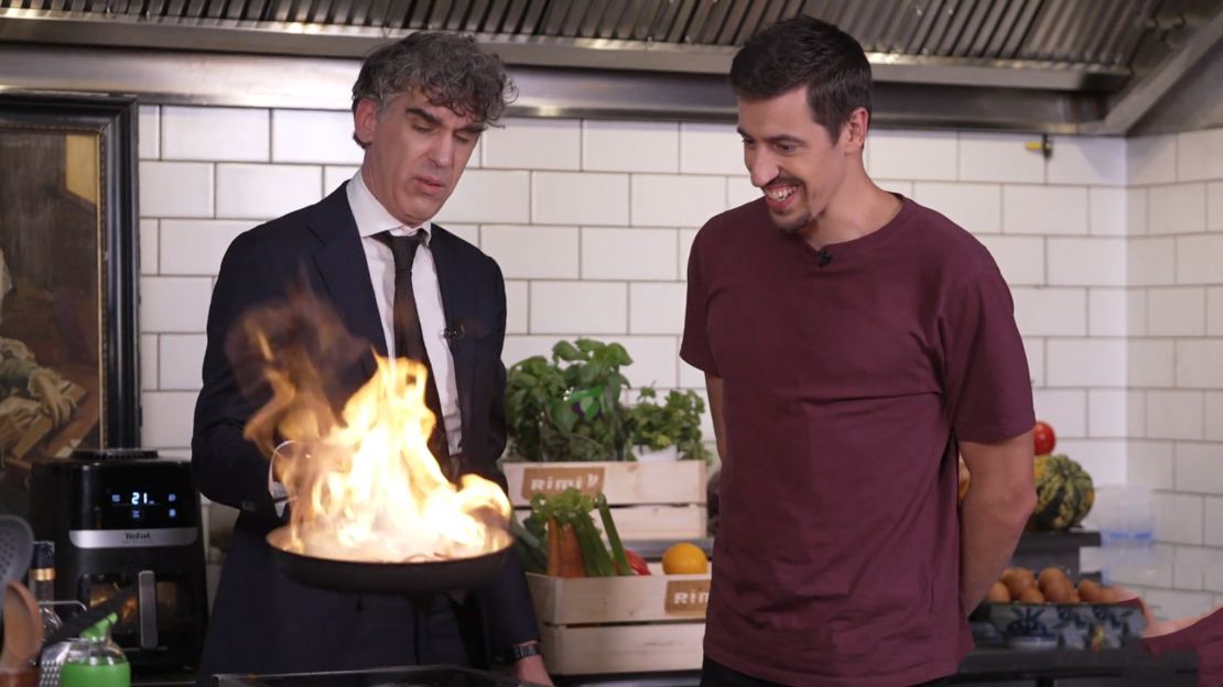 Mārtiņš Sirmais un iluzionists Edžus.