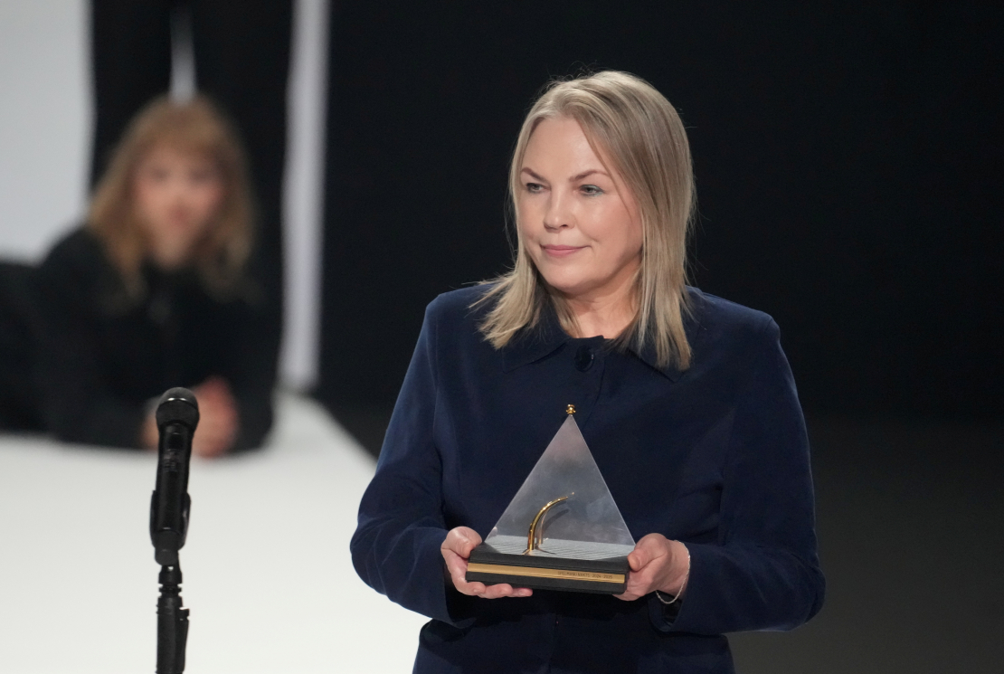 Rakstniece Inga Ābele "Spēlmaņu nakts'' apbalvošanas ceremonijā Dailes teātrī.