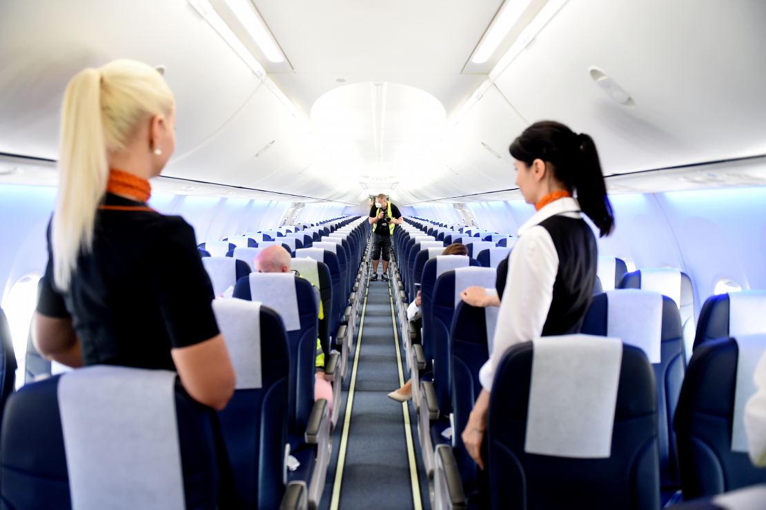 Aviokompānijas "SmartLynx Airlines" jaunā Boeing 737 MAX 8 lidmašīna lidostā "Rīga".