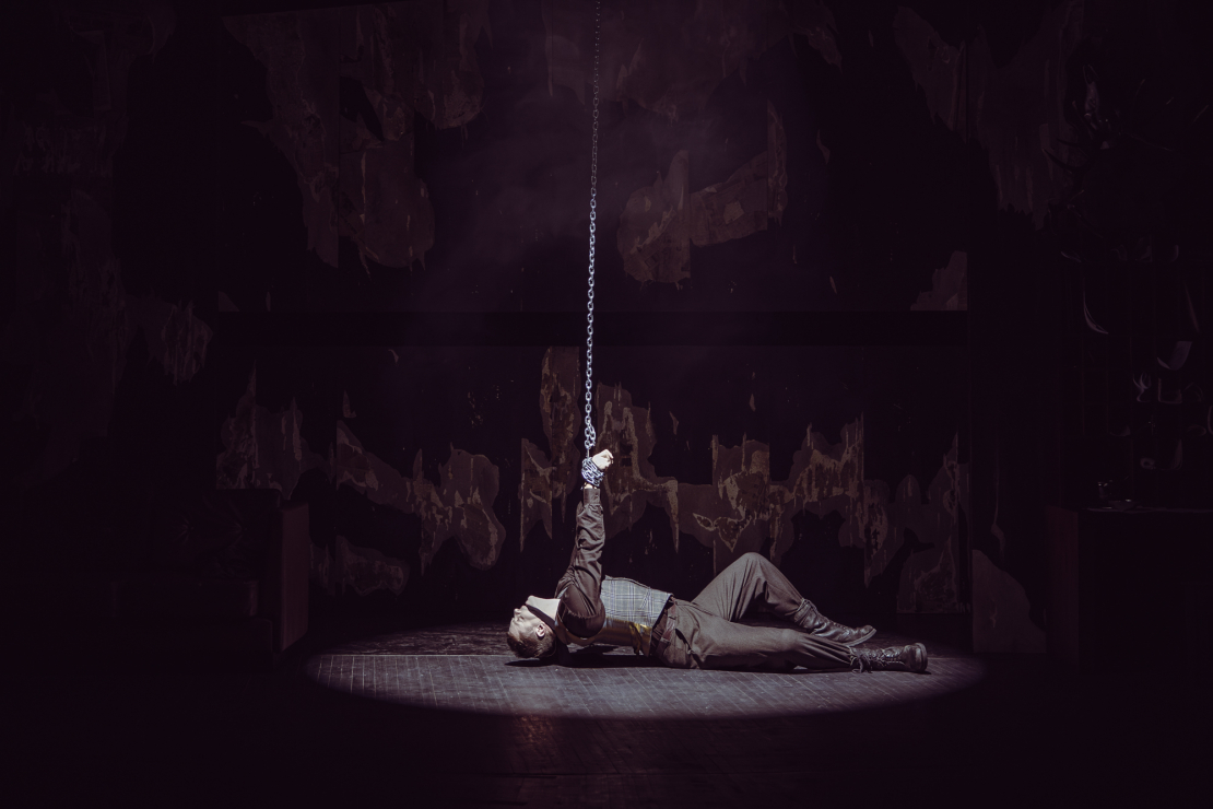 Dailes teātra Jaunajā zālē izrāde "Nāve un meitene".