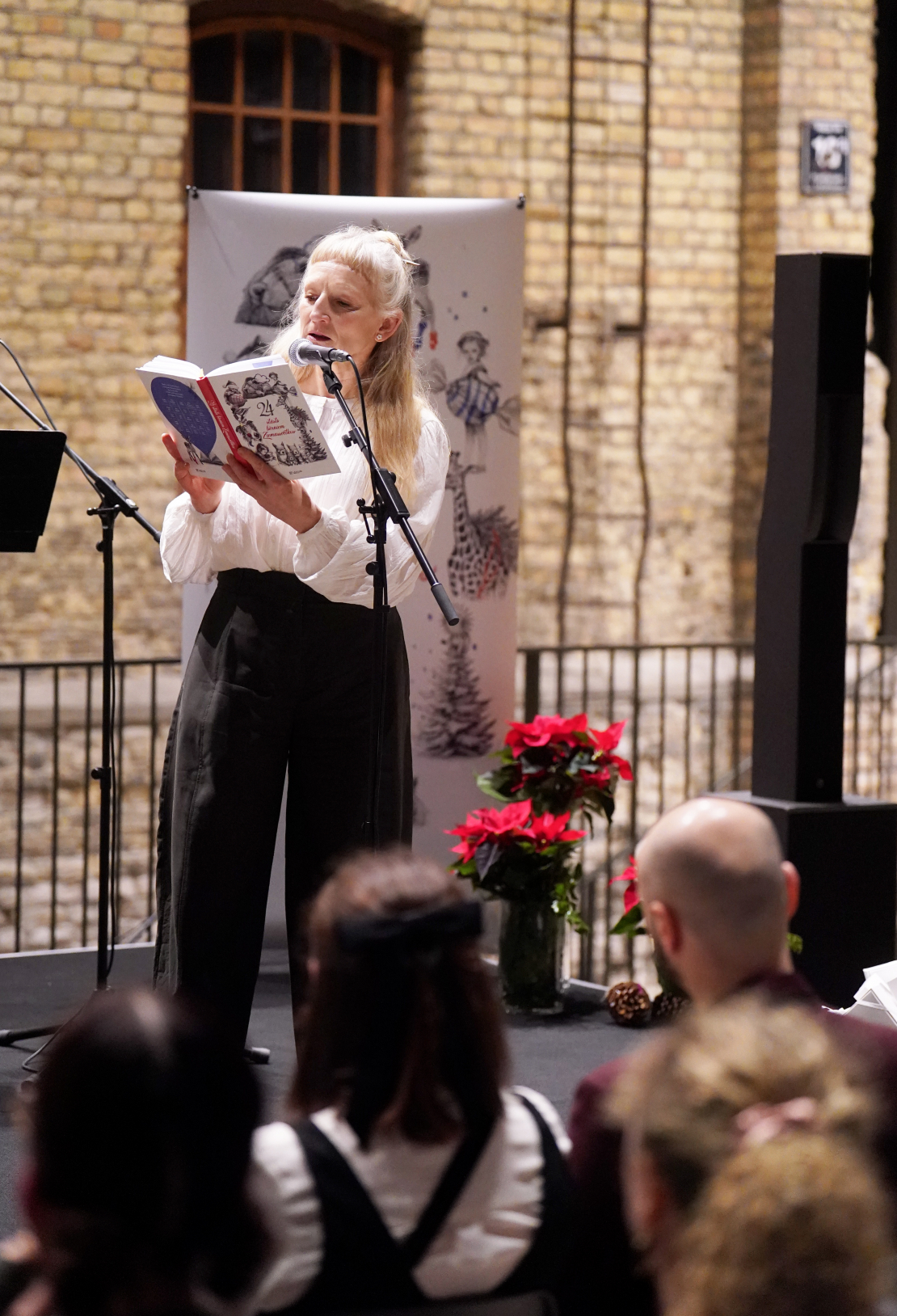 Stāstu krājuma "24 stāsti bērniem Ziemassvētkos" atvēršanas svētki