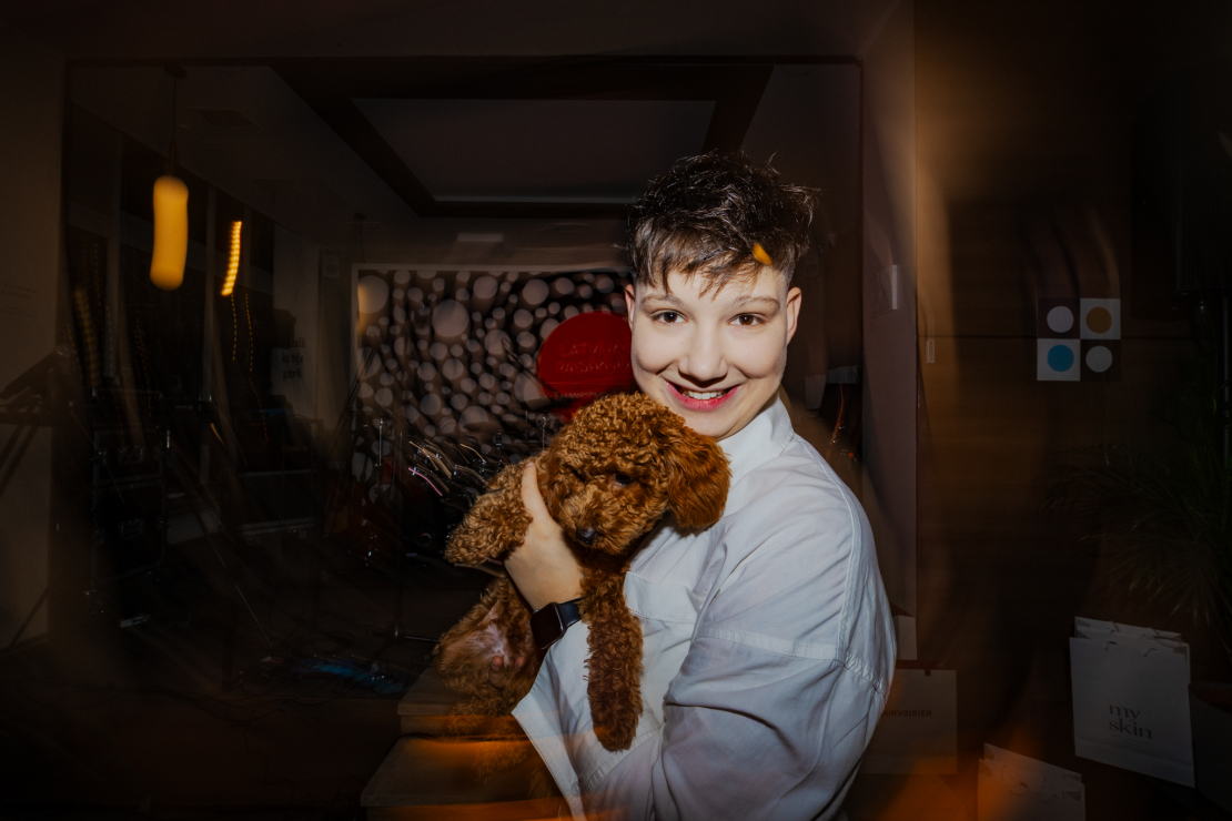 Dziedātāja Olga Rajecka prezentē klipu, plati un koncertus.