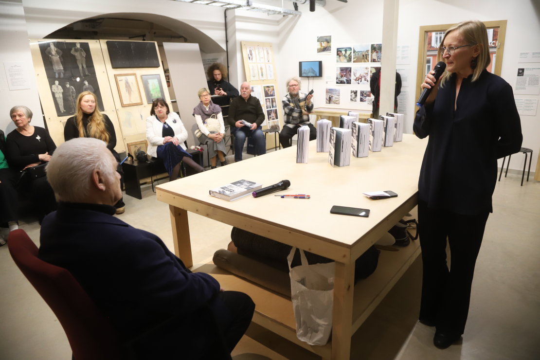 Atver grāmatu "Juris Podnieks. Dienasgrāmatas. 1975-1981".