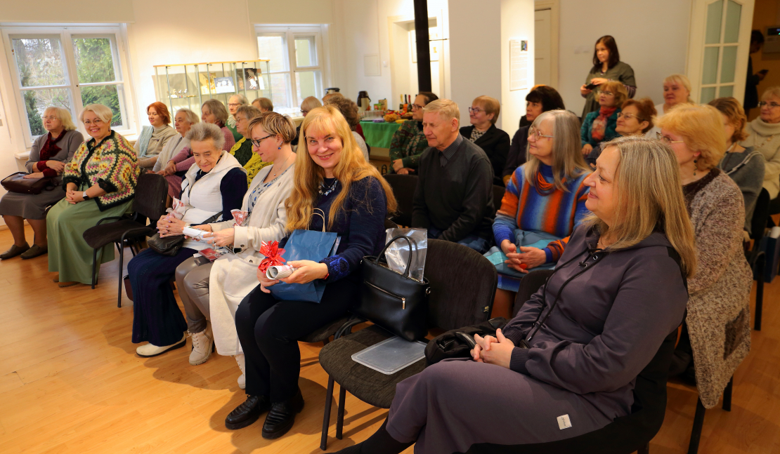 Žurnāla "Praktiskie Rokdarbi" Ziemassvētku ieskaņas pasākumā.
