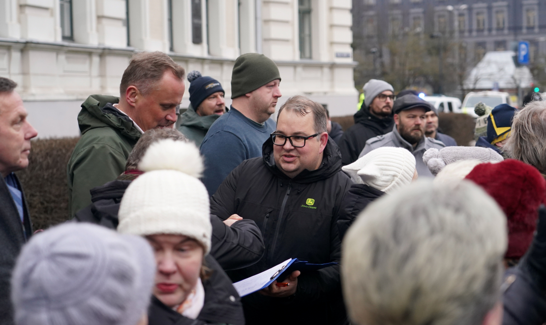 Protests pret autoceļu lietošanas nodevu komercauto līdz 3,5.